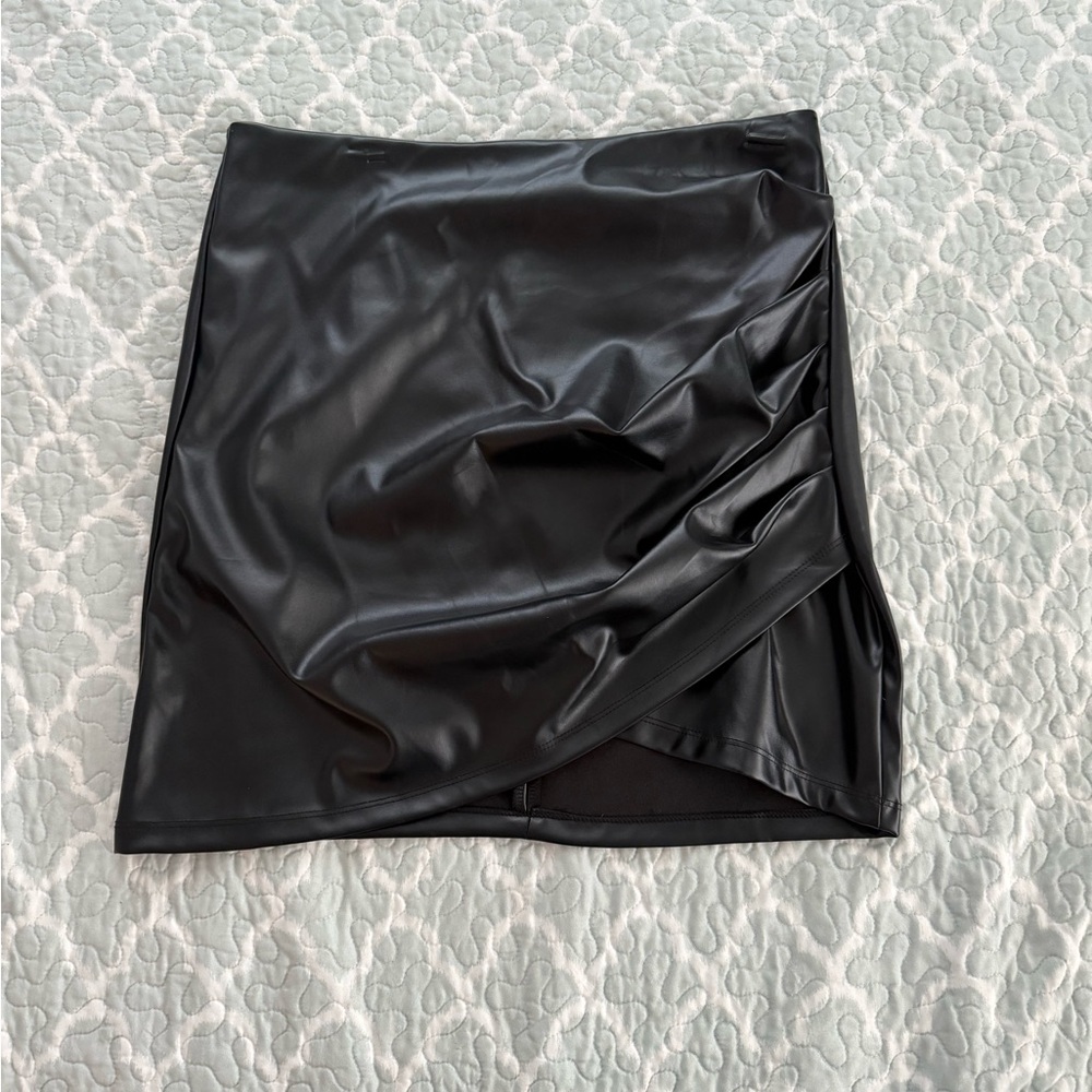 Elegant Black Faux Leather Skirt